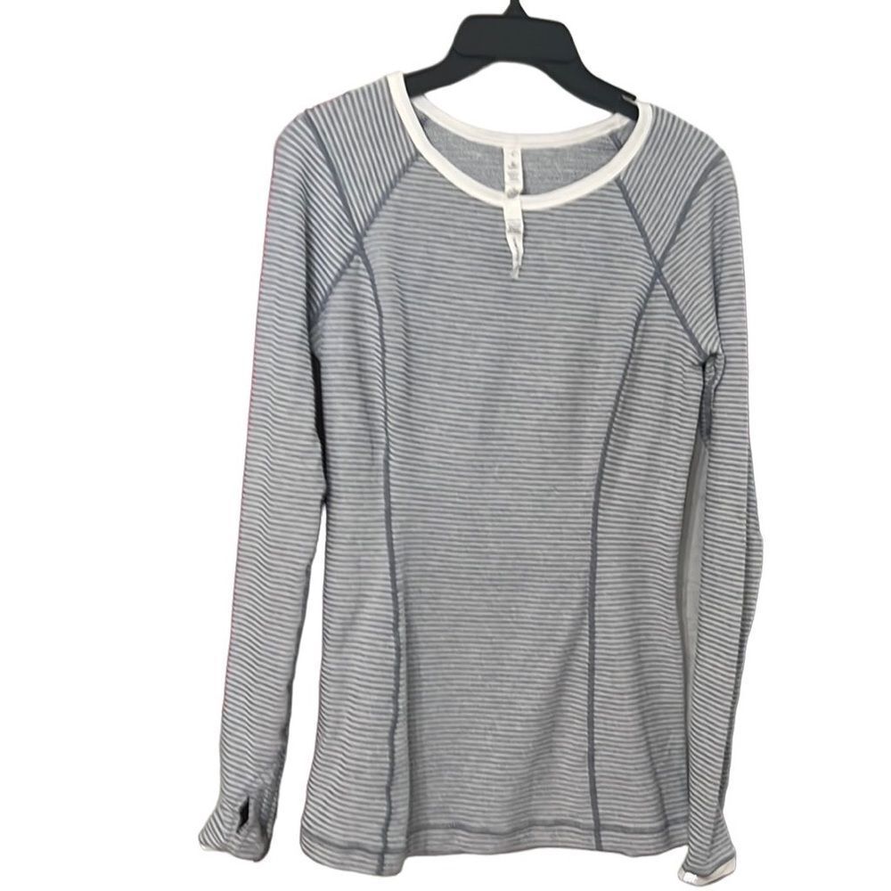 LULULEMON ATHLETICA ACTIVE T SHIRT SIZE 8